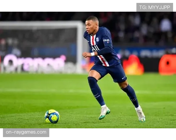 巴黎圣日耳曼公布客战拜仁大名单,姆巴佩恢复合练提升锋线预期